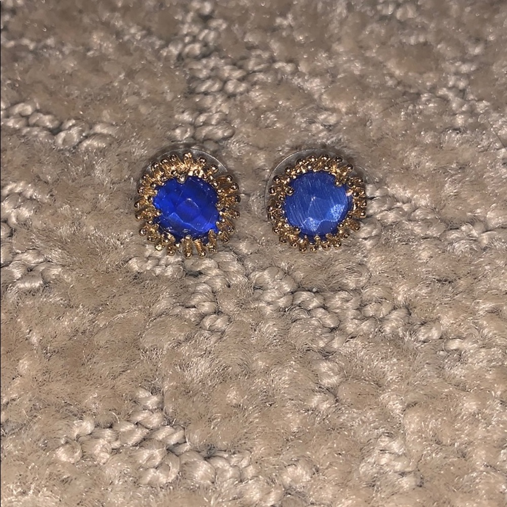 Kendra Scott earrings